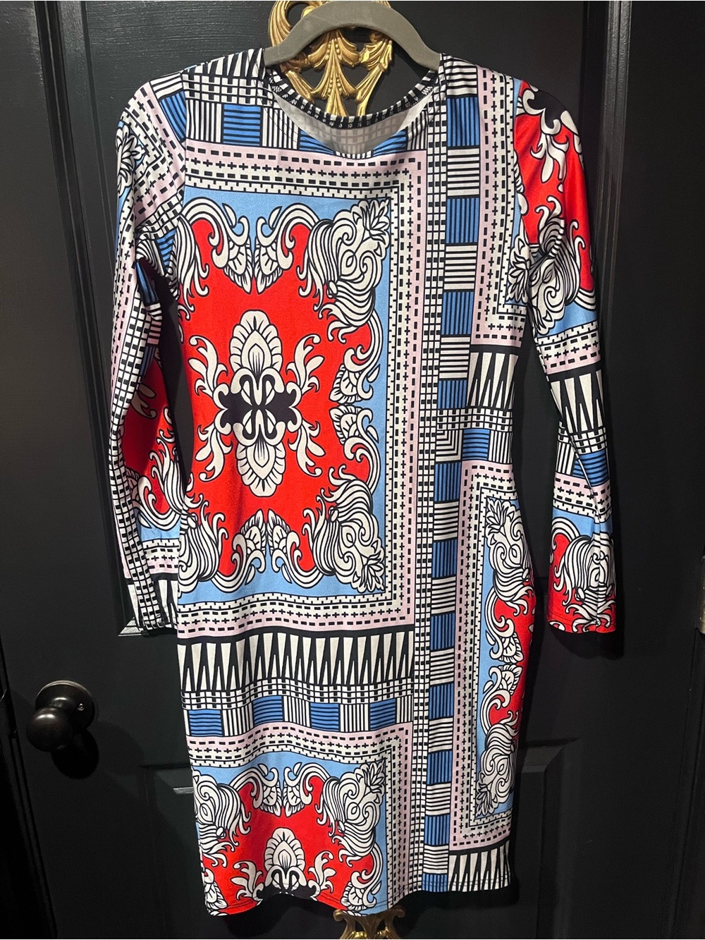 Women's Red & Blue Printed Long-Sleeve Dress